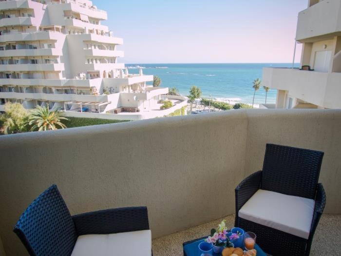 Turquesa Con Vistas Al Mar Benalbeach Lejlighed