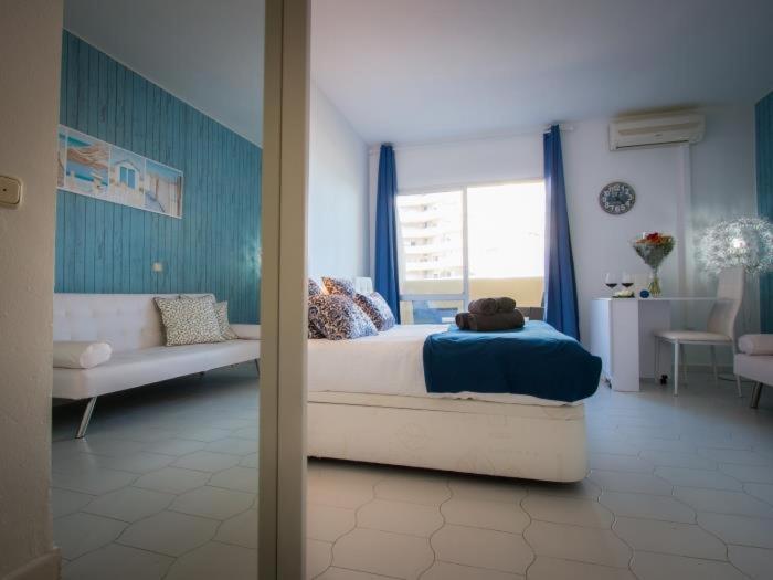 Lejlighed Turquesa Con Vistas Al Mar Benalbeach